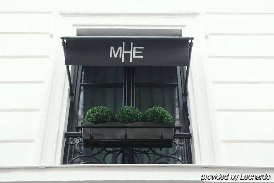 *** Hotel Monceau Elysees Paris France